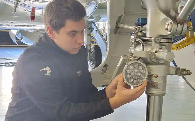 Technicien aéronautique