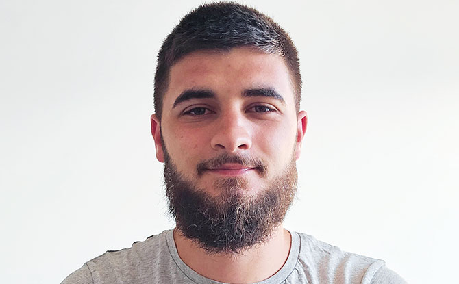Alexandre, chaudronnier aéronautique